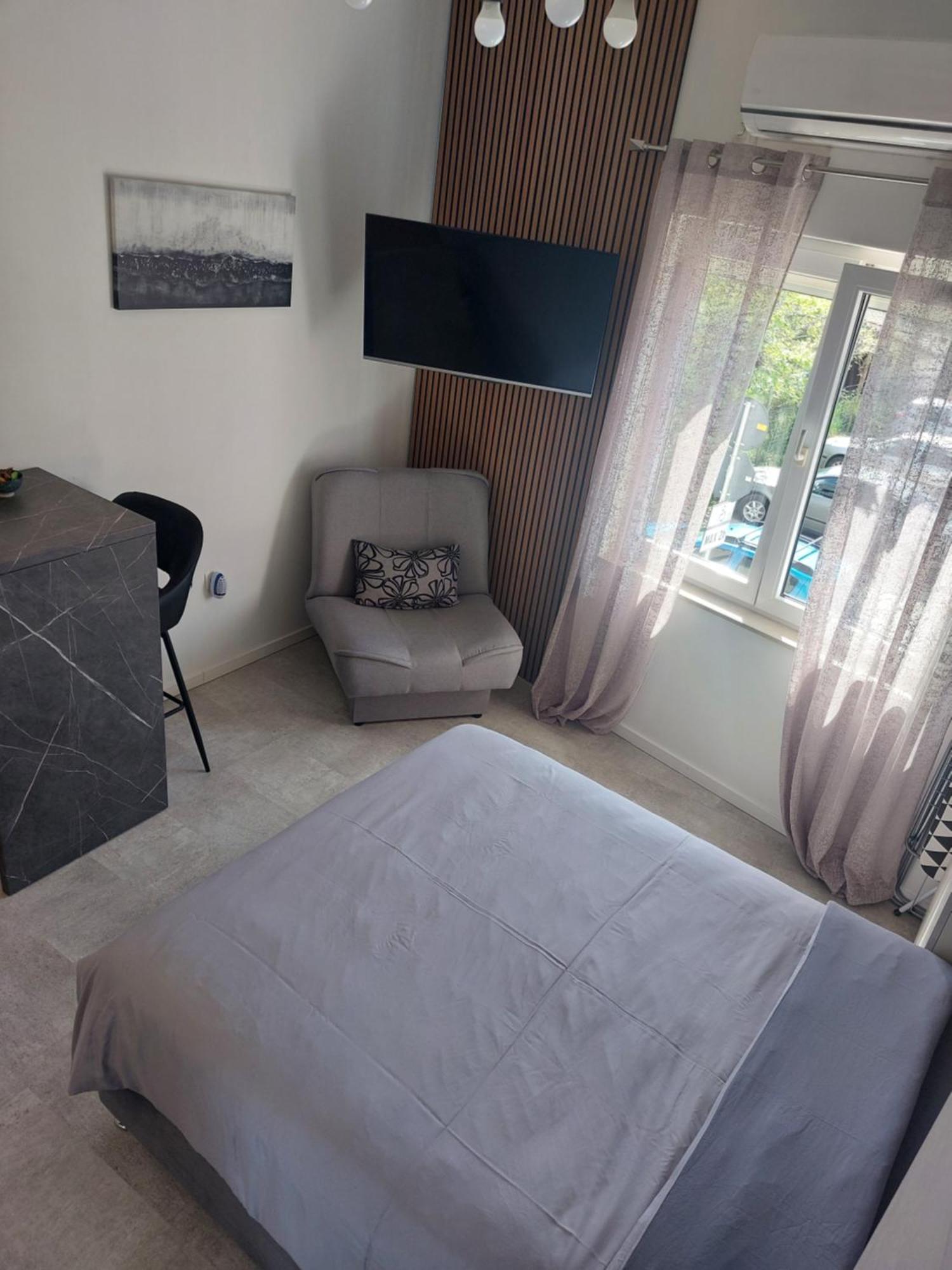 Apartment Stefan 2 *