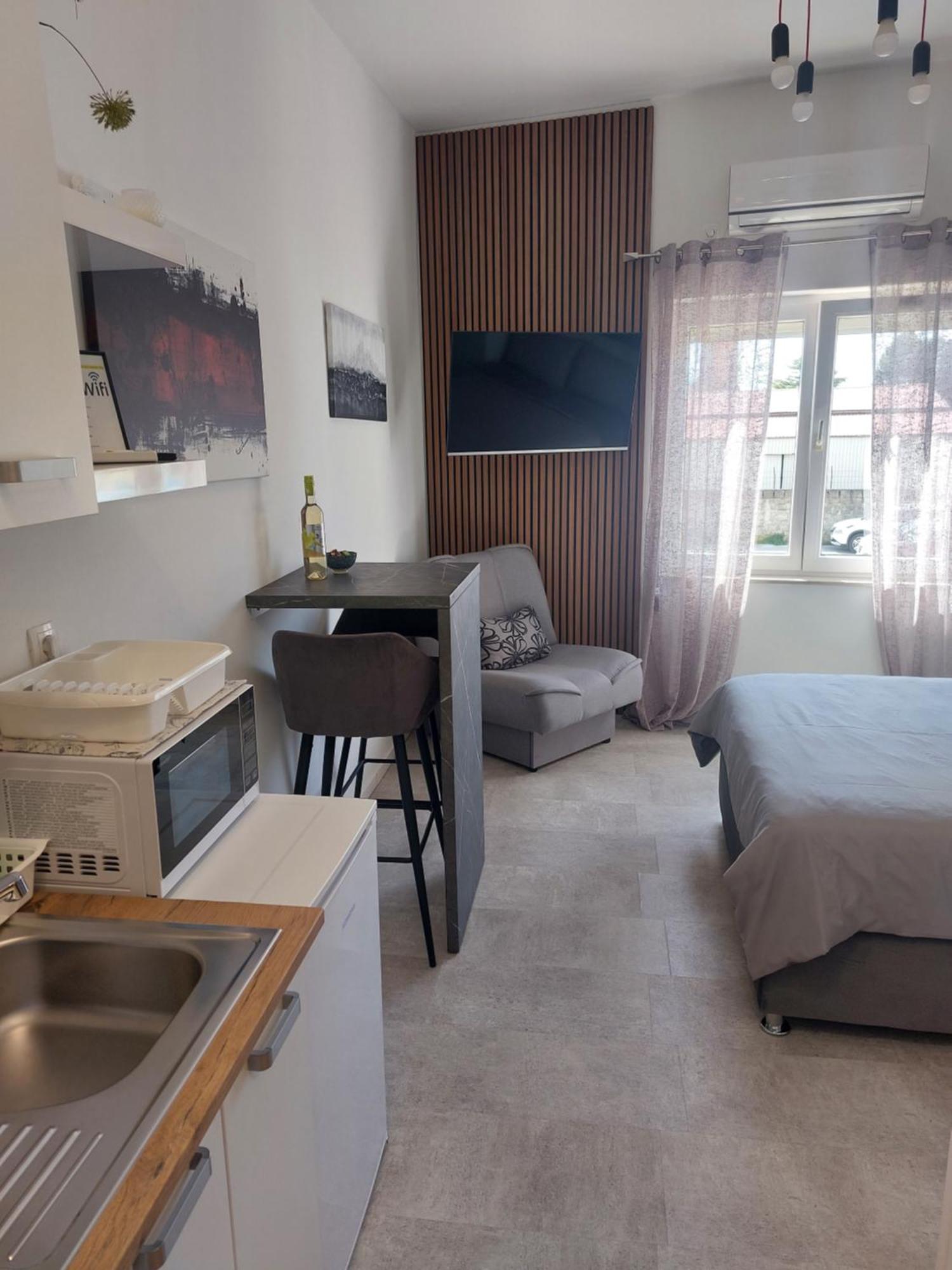 Stefan 2 Apartment